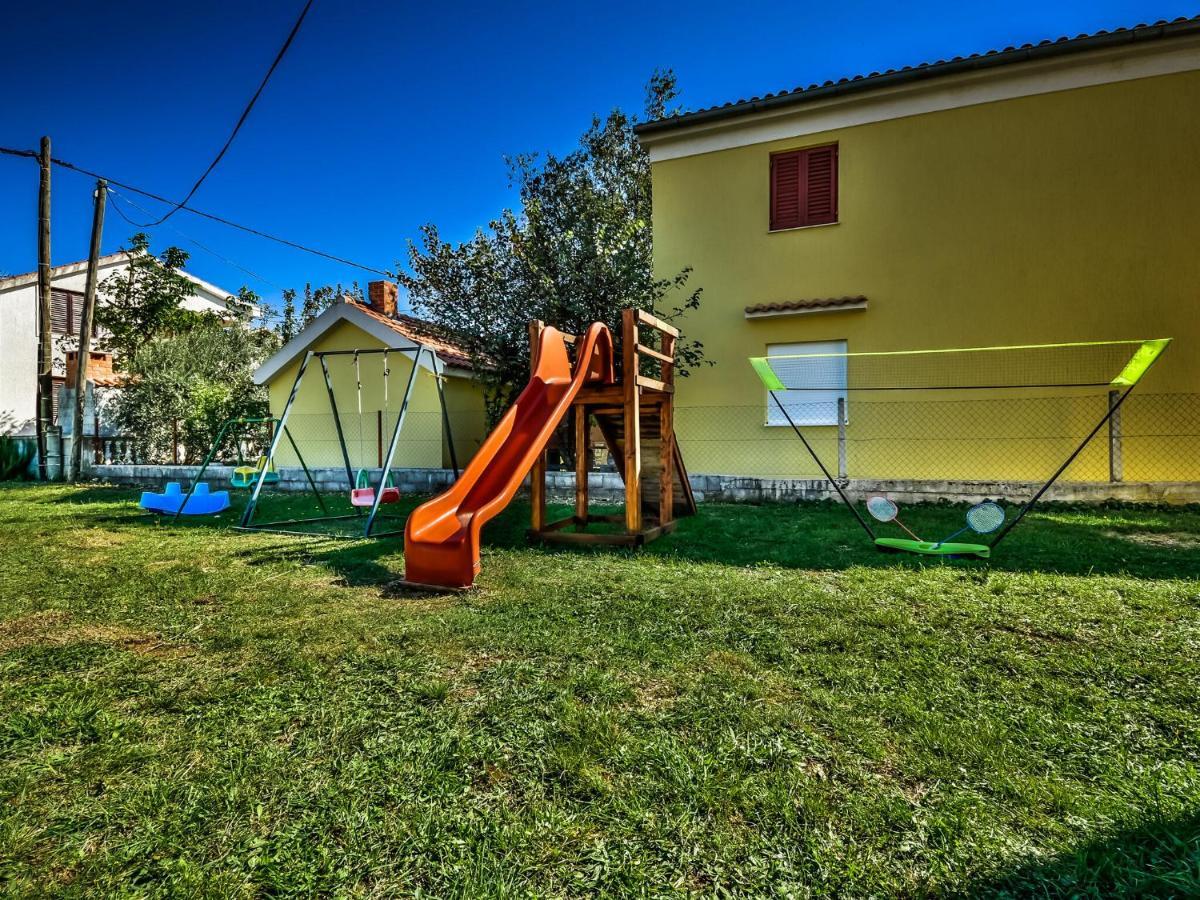 Cozy Holiday Home In Krusevo With Garden Zewnętrze zdjęcie