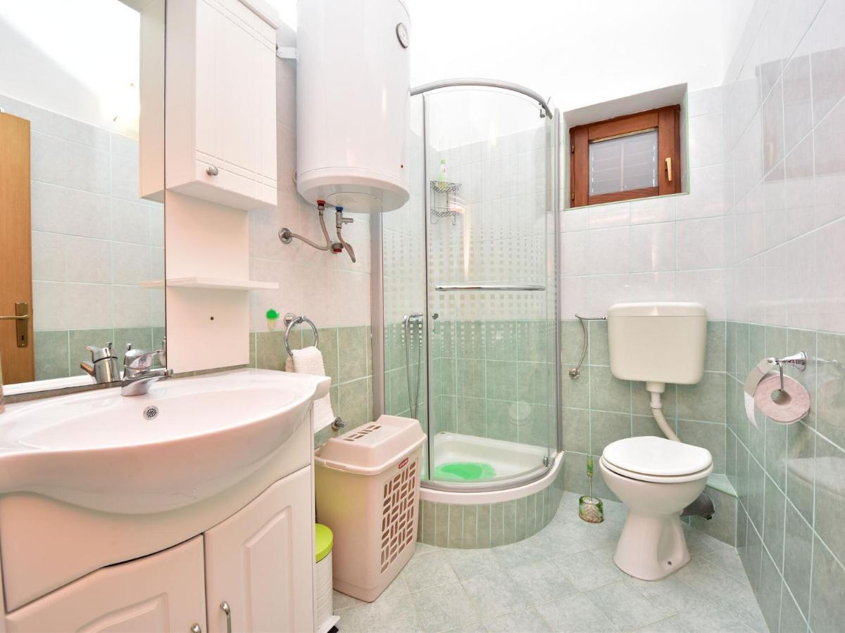 Cozy Holiday Home In Krusevo With Garden Zewnętrze zdjęcie